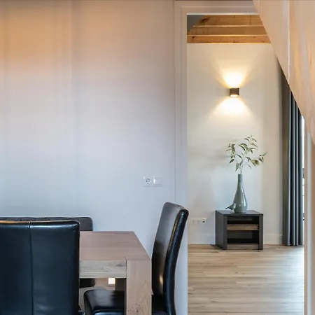Appartement Newly Built Nature Design Villa, Wifi Ledeacker