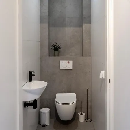 Newly Built Nature Design Villa, Wifi *