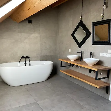 Appartement Newly Built Nature Design Villa, Wifi Ledeacker