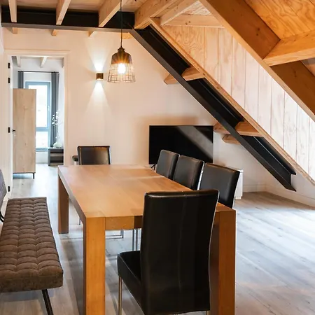 Newly Built Nature Design Villa, Wifi Appartement *